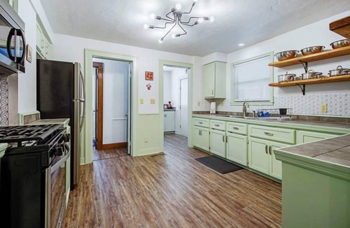 Central Oklahoma City Apartment | Eccentric Escape-hop, skip, jump to Plaza District