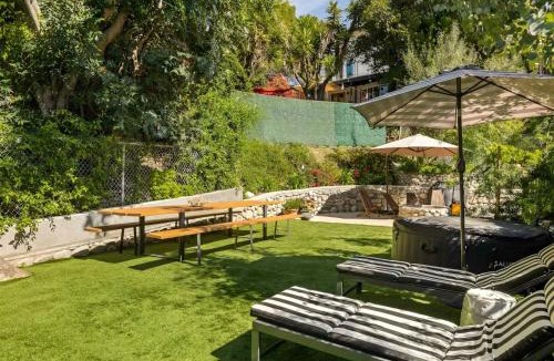 Elysian Heights Apartment | Echo Park Hills - Walk to Dodger Stadium - Near DTLA SoFi