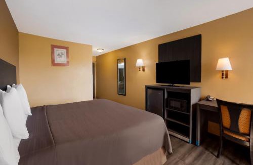 Allentown Cabin | Econo Lodge Allentown North