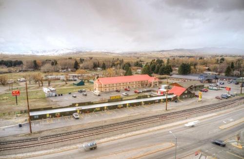Livingston Cabin | Econo Lodge Livingston Gateway to Yellowstone
