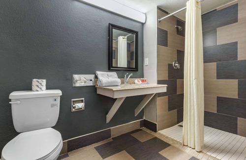 Rock Hill Hotel | Econo Lodge Rock Hill Northeast