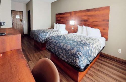 Fargo Cabin | Econo Lodge