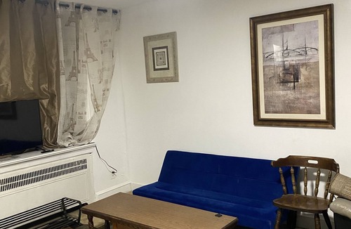 Foxcroft Square Apartment | Einstein Hospital, Naval base in the NE, Near Tacony Bridge