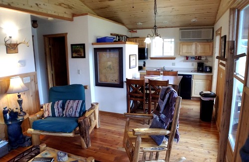 Gardiner Cabin | Electric Peak Cabin in Yellowstone Park