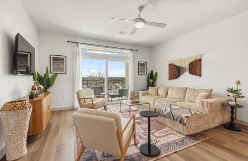 San Marcos Apartment | Elegant 1BR Escape Modern Comforts MER 2208