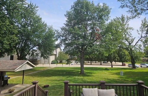 Sioux Center House | Elegant 5-bedroom house in Sioux Center near Dordt University and downtown.