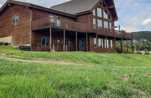 McAllister House | Elk Hills Lodge in the South Meadow Creek area