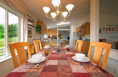 Babb House | Elk Willows Home -Wildlife & Breathtaking Views-Minutes to Glacier East Entrance