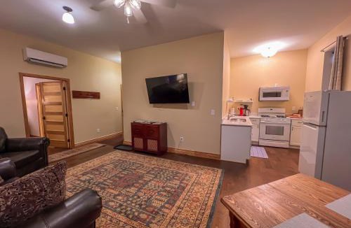 Elkader Hotel | Elkader Suites