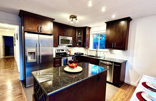 Langley House | Emerald 3Bed 1Bath Rancher 2C-D W/EvEs+Spa+BBQ+RKE