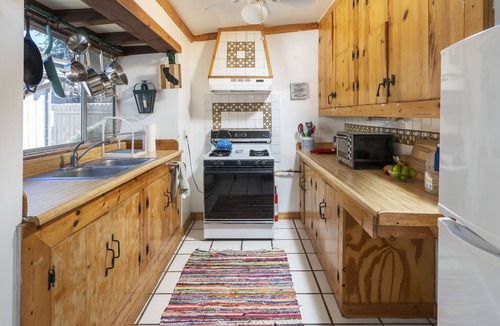Val Verde House | Enchanting Rustic Escape