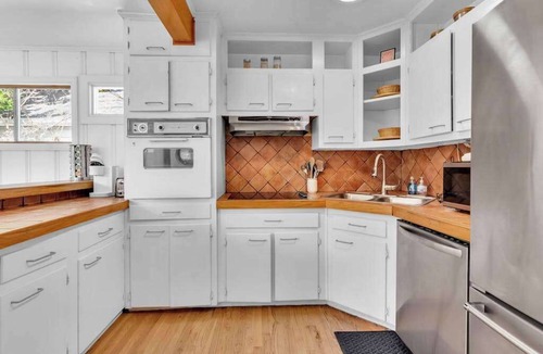 Loring Heights House | EnDeering Retreat Stay