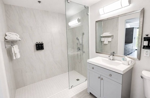 Little Italy Hotel | Enjoy Downtown Dining & Entertainment from Beautiful Modern Suite | 4 Units