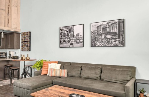 Downtown Nashville Condo | Enjoy extra savings | no rental car needed! Walk to Broadway! The Bettye A Loft by Music City Loft