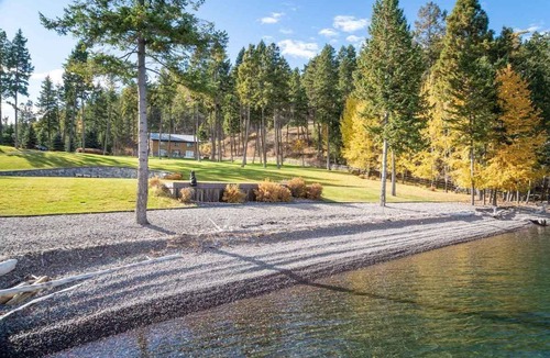 Angel Point House | Enjoy Flathead Lake! Brand New must see Dock!