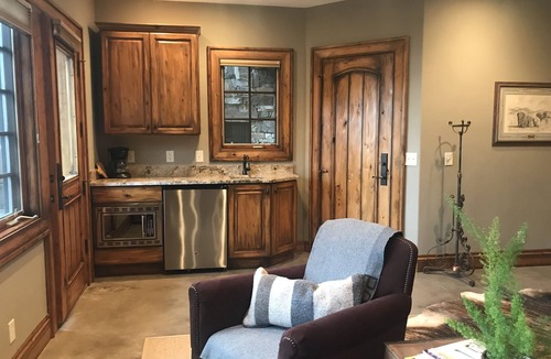 Finley Point Apartment | Enjoy lodge style private luxury with a secluded beach and cove.