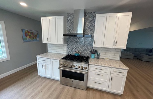 Clear Lake House | Enjoy this beach front lake home that boasts 66' of frontage with many amenities