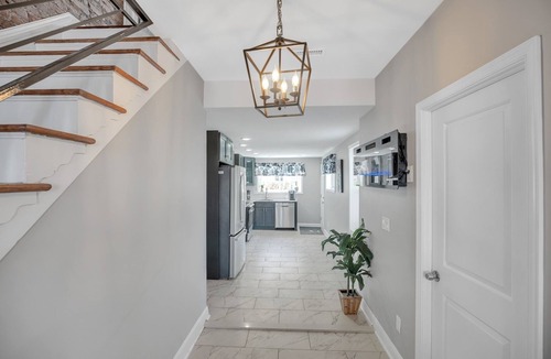 Fishtown House | Enjoy Your Stay in this Amazing Location in Philadelphia! by RedAwning