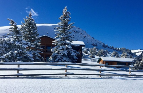Shining Mountains House | Ennis, MT Vacation Home near Yellowstone and Fly Fishing on the Madison River