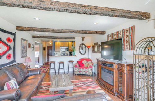 Ennis House | Ennis Vacation Rental w/Balcony: Walk to Downtown