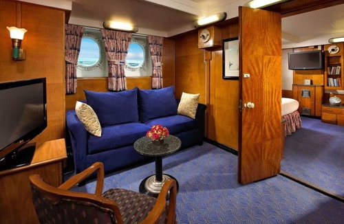 Harbor Hotel | Ensuring a Very Comfortable & Memorable Stay! Close to Promenade, Long Beach