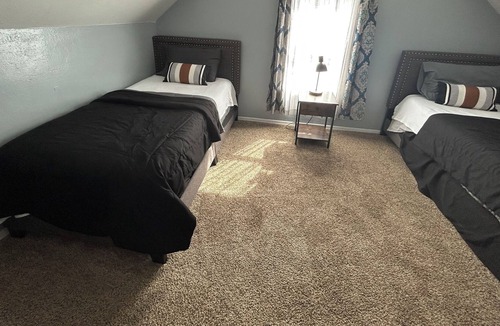 Kellogg House | Entire 3 bedroom house right next to Silver Mountain