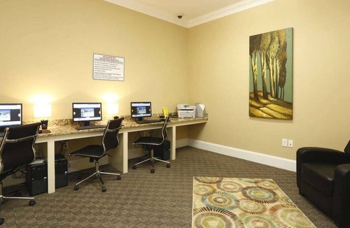 Westgate Apartment | Entire Apartment Close to Camp Lejeune, Restaurants and Shops