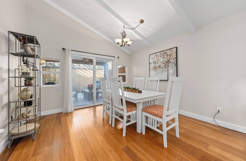 Greenacres Condo | Entire condo in Bakersfield with WiFi, AC