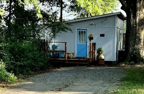 Starkville Cottage | Entire Cottage - Starkville - Conveniently Located