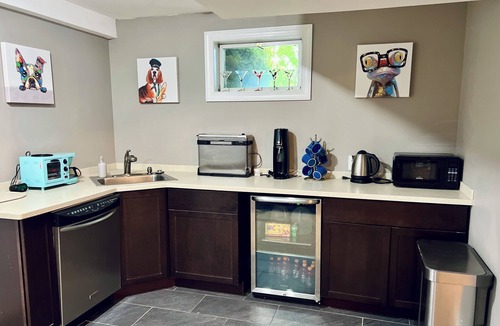 Stormstown House | Entire Home with Hot Tub, only 15 minutes from PSU and State College