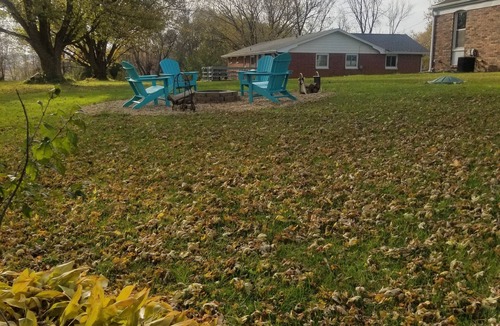 Dubuque County House | Entire house. Bonus Game Rm. Lg yard w/firepit/driveway/garage.