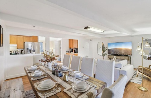 La Presa House | Entire Private Home with Gated Yard, Parking, King Bed, 3 Bedrooms, Available Now