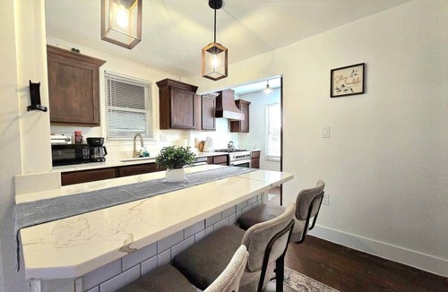 Ferndale House | Entire Property hot tub, pool, glamping games MLC