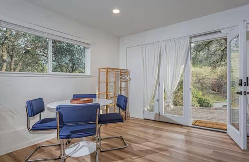 Three Rivers House | Entire Sequoia Cabin Compound l 15 Min to the Park