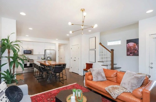 Historic Waverly House | Epic, Walkable Neighborhood