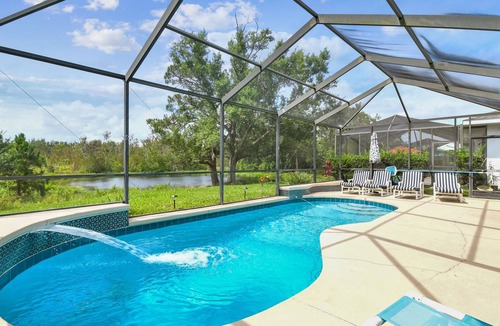 Sunset Lakes House | Escape To Paradise. 2946 Sunset Vista