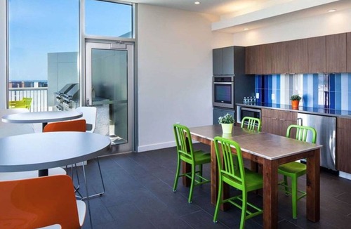 Theatre District Apartment | Excellent Chinatown 2BR w/Gym & W/D, nr Restaurants, by Blueground