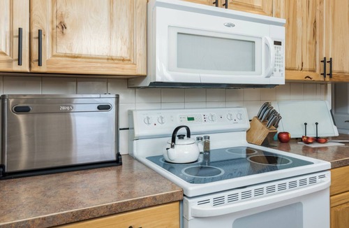 Lava Hot Springs House | Excellent Home, In Town, Come & Play in Lava!