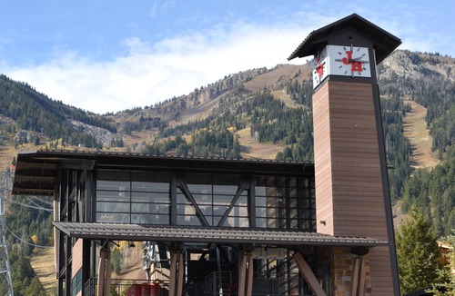 Moose Wilson Road Condo | Exceptional fully upgraded End Unit 1BR/BA King Bed in the Aspens