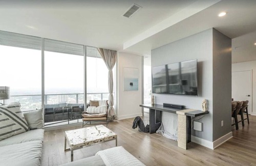 Waller Creek District Condo | Exclusive Rainey Street Penthouse downtown Austin!