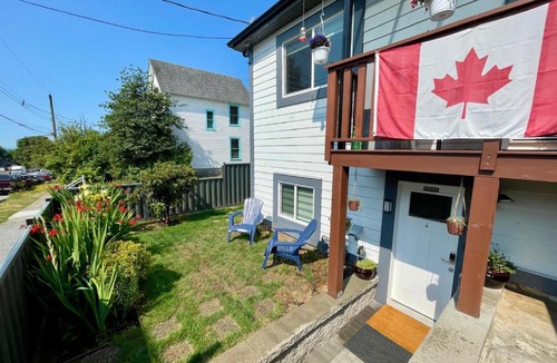 New Westminster House | Executive 2 Bedroom Garden Suite Free Parking - Save on Long Stays!