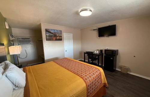 Eagle Pass Hotel | Executive Inn & Kitchenette Suites-Eagle Pass