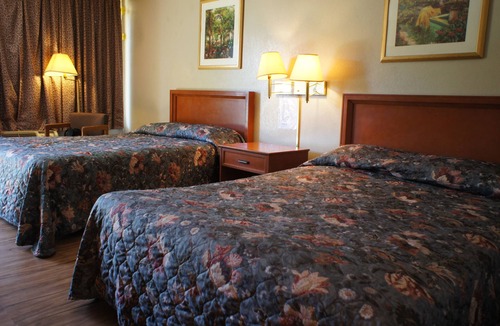 Orange Hotel | Executive Inn & Suites