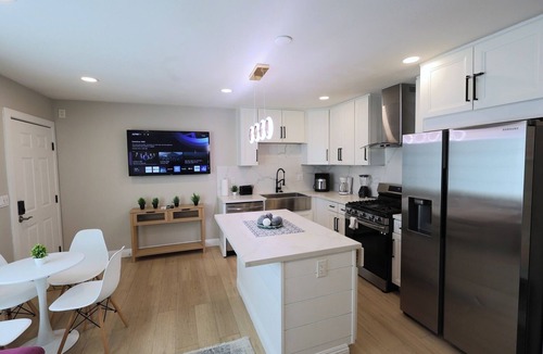 La Presa Apartment | Exotic home 3bed 2bath by sdstay