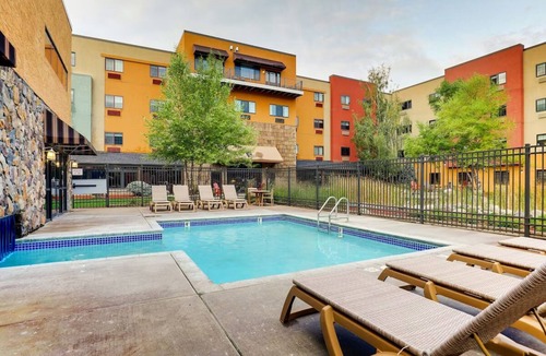 Sioux City Hotel | Expanded King Bunk Bed, Stoney Creek, Sofa Bed, Living Room | 2 Units