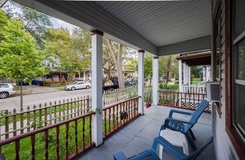 Ohio City House | Expansive Charm in Every Corner