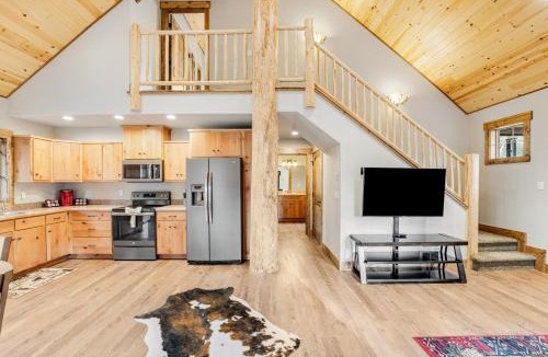 Bigfork House | Experience Montana Cabins - Big Sky Cabin #1