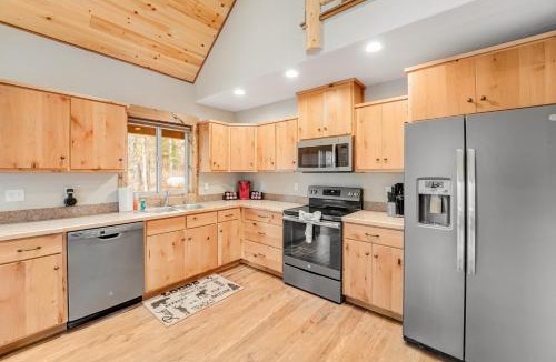 Bigfork House | Experience Montana - Luxury Cabins #1, 6, 7, 8 & 9