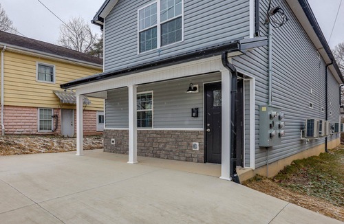 Ashland Apartment | Explore Downtown Ashland! Cozy + New Apartment