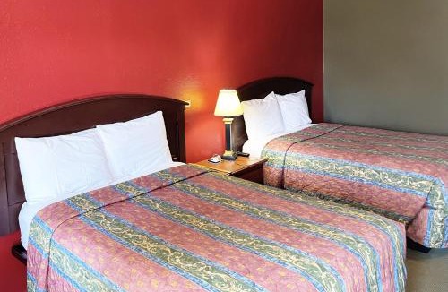 Thomson Hotel | Express Inn Thomson